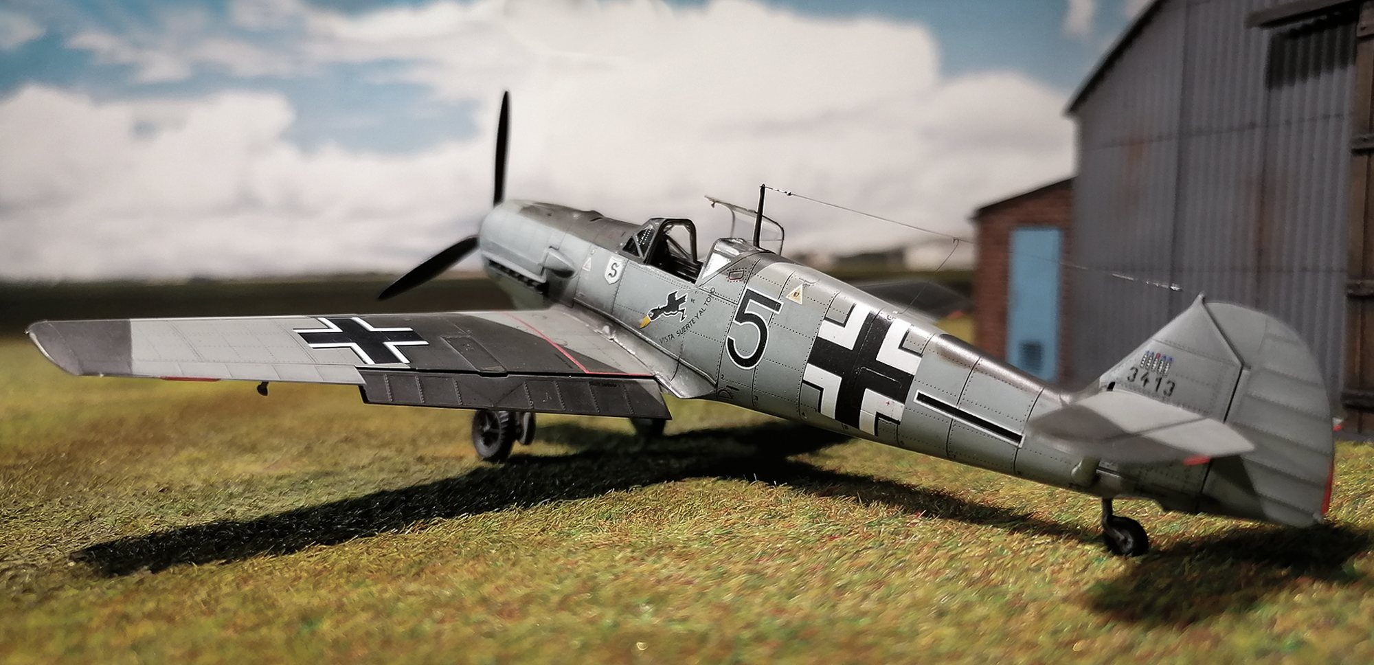 Eduard_Bf-109E-1_Adlerangriff_001