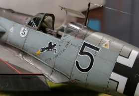 Eduard_Bf-109E-1_Adlerangriff_004