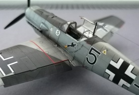Eduard_Bf-109E-1_Adlerangriff_012